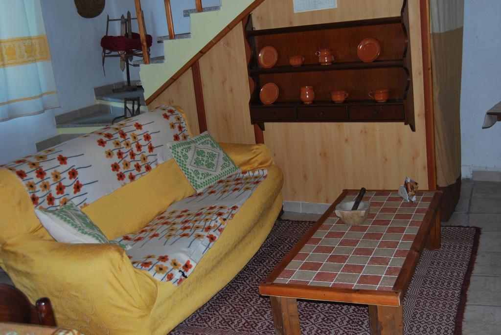 B&B Baddesalighes Bolotana Exteriér fotografie