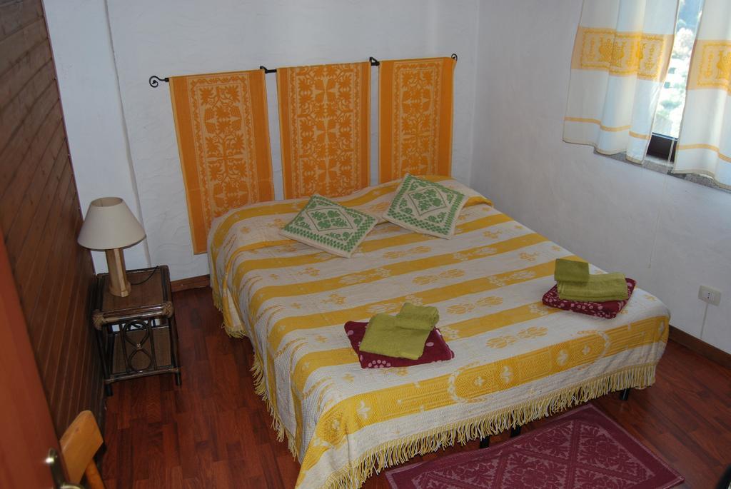 B&B Baddesalighes Bolotana Pokoj fotografie